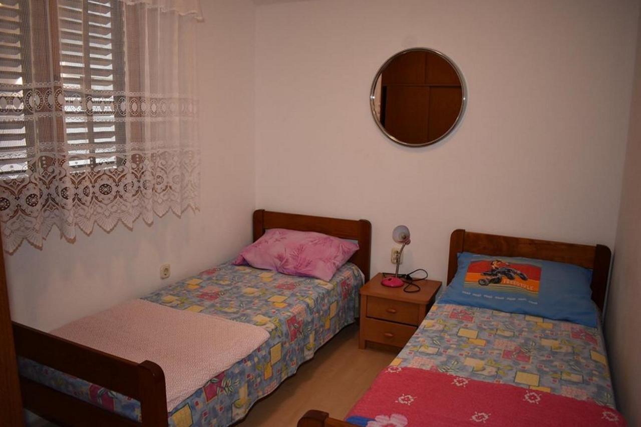 Apartments Sime Soline Biograd Na Moru Exterior photo